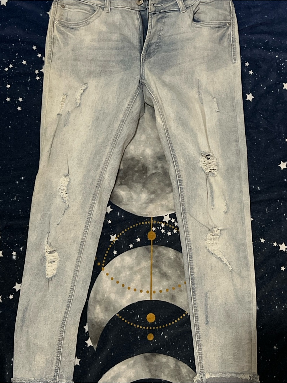 Rue21 Light Wash Distressed Skinny Jeans